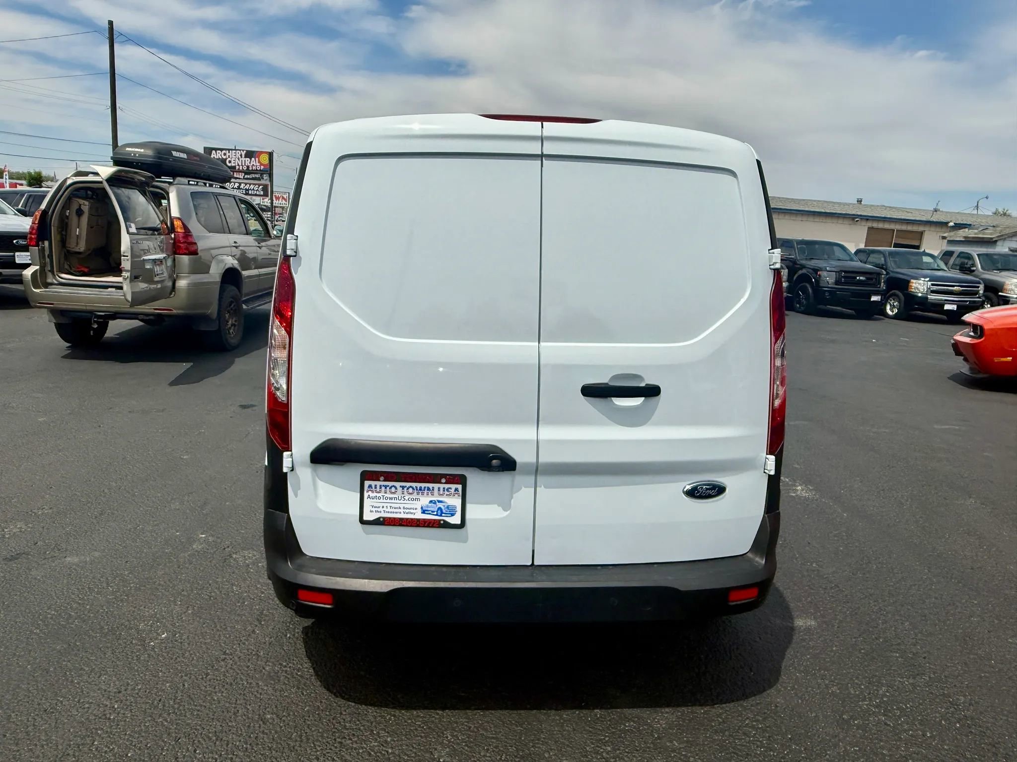 Used 2020 Ford Transit Connect XL FWD image 4
