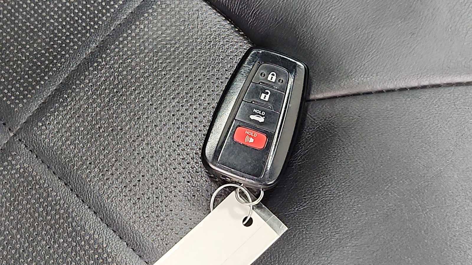 Certified 2018 Toyota Camry XLE w/ Driver Assist Package FWD image 32