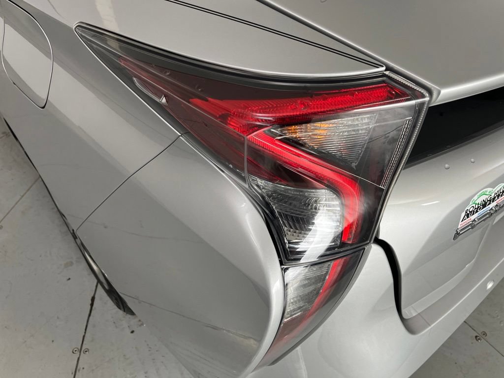 Used 2017 Toyota Prius Two w/ Prius Two Safety Plus Package FWD image 43