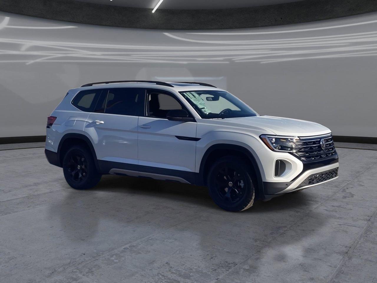 New 2026 Volkswagen Atlas Peak Edition image 2