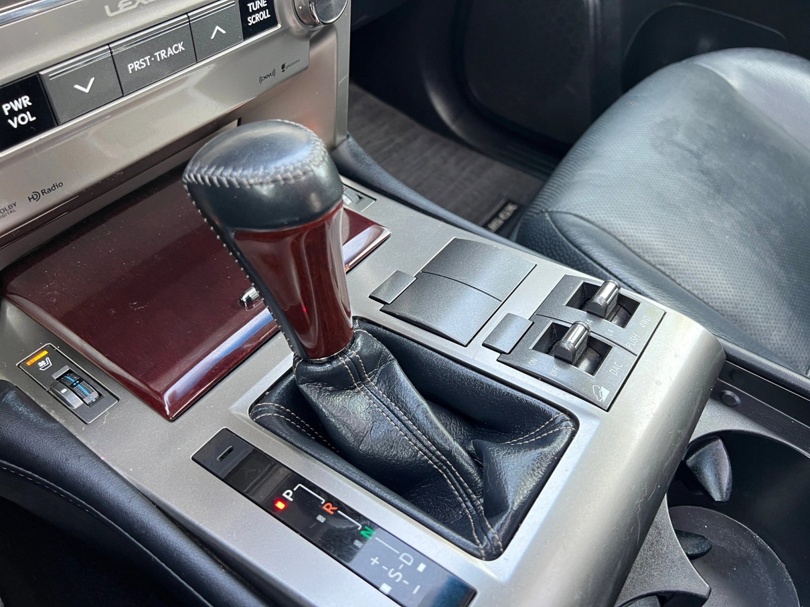 Used 2017 Lexus GX 460 AWD/4WD image 18