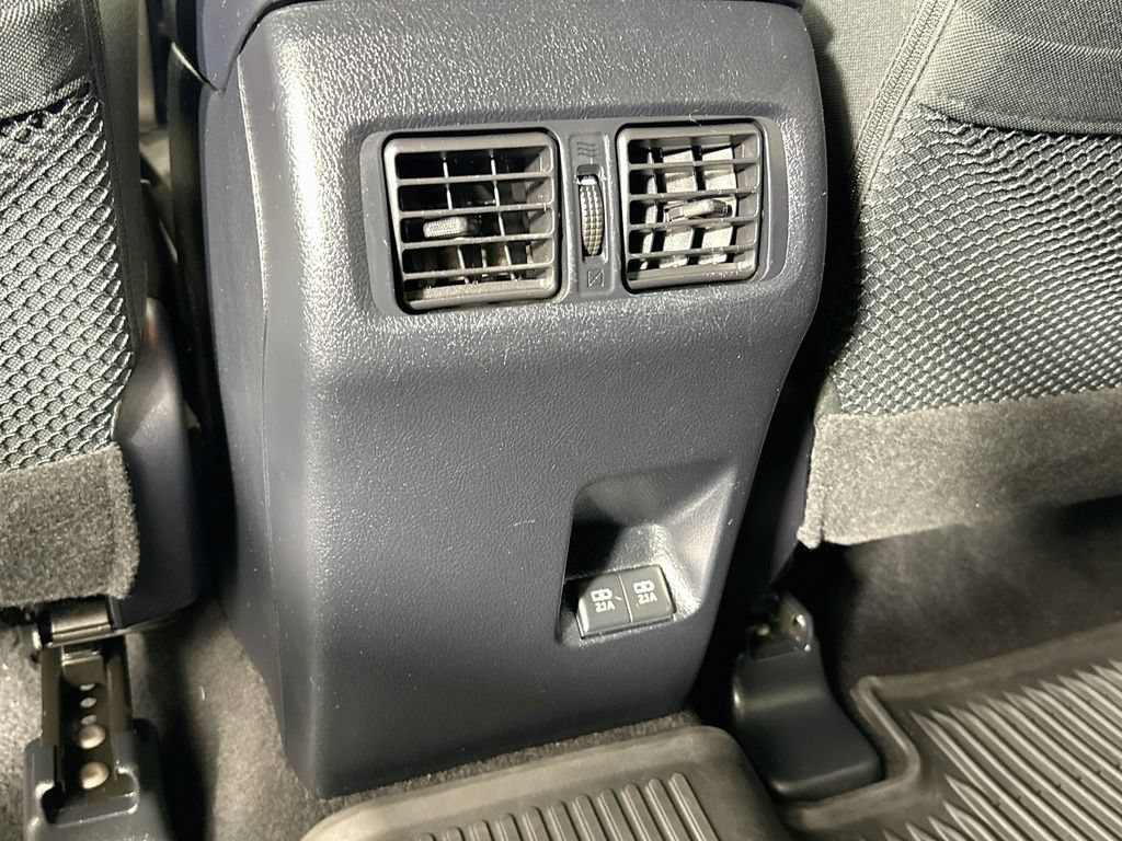 Certified 2022 Toyota 4Runner SR5 AWD/4WD image 26