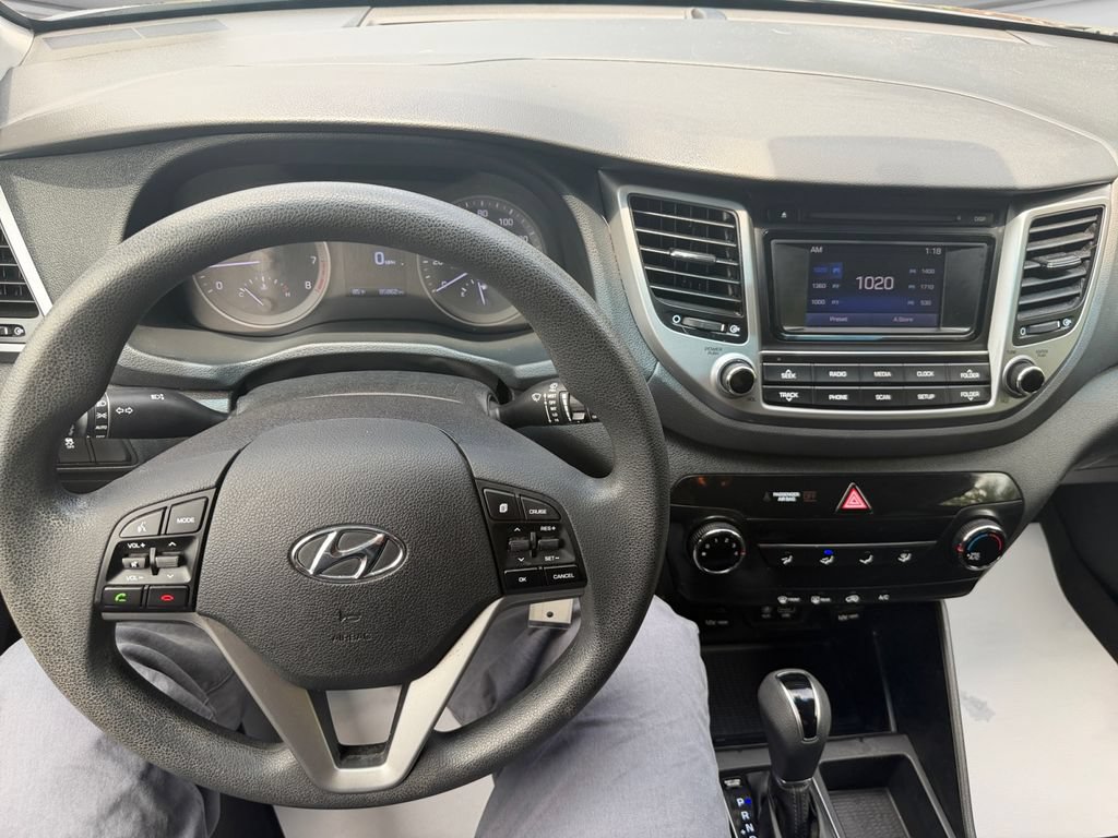 Used 2018 Hyundai Tucson SE AWD/4WD image 32