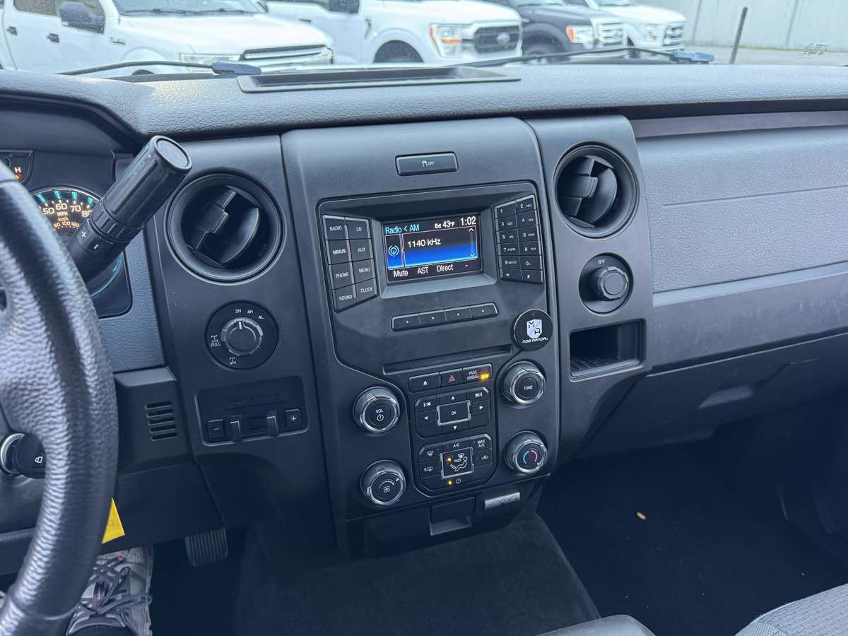 Used 2014 Ford F150 XLT w/ Equipment Group 302A Luxury image 28