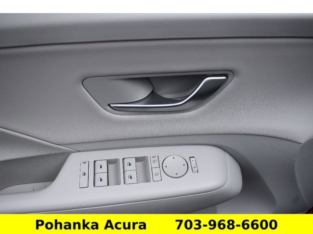 Used 2024 Hyundai Kona Limited image 24