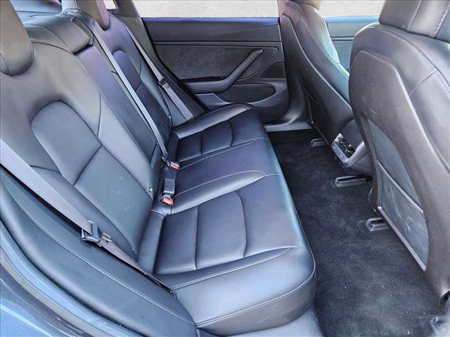 Used 2018 Tesla Model 3 Long Range image 21