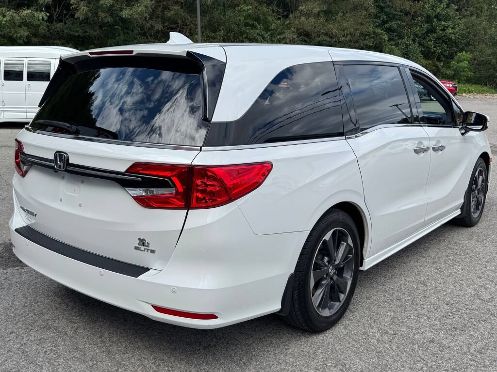 Used 2021 Honda Odyssey Elite image 7