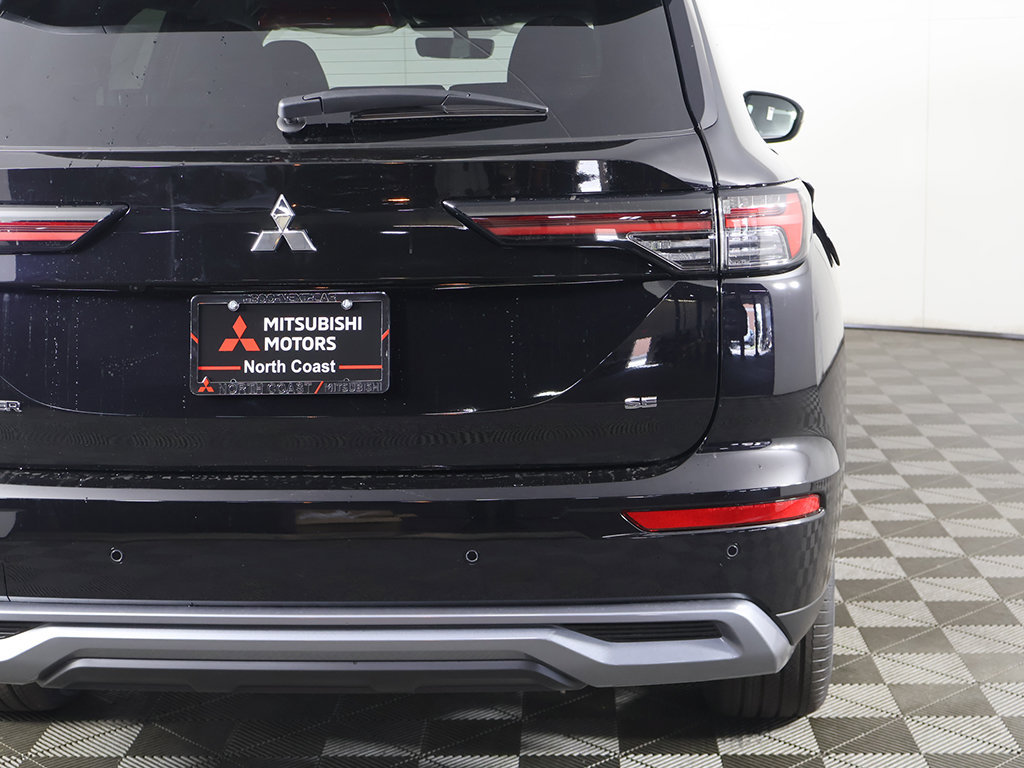 New 2026 Mitsubishi Outlander SE FWD image 18
