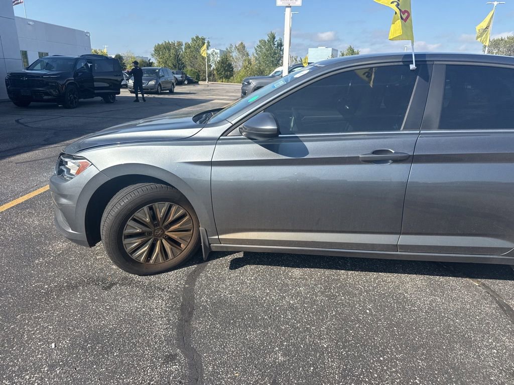 Used 2019 Volkswagen Jetta S image 6