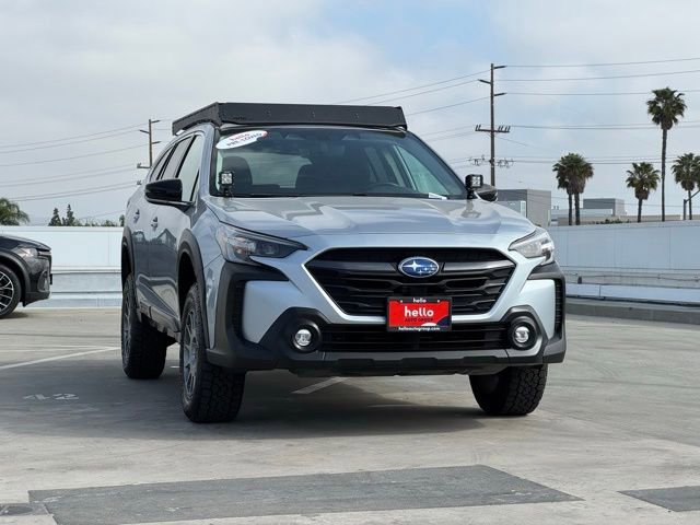 Used 2024 Subaru Outback Premium AWD/4WD image 4