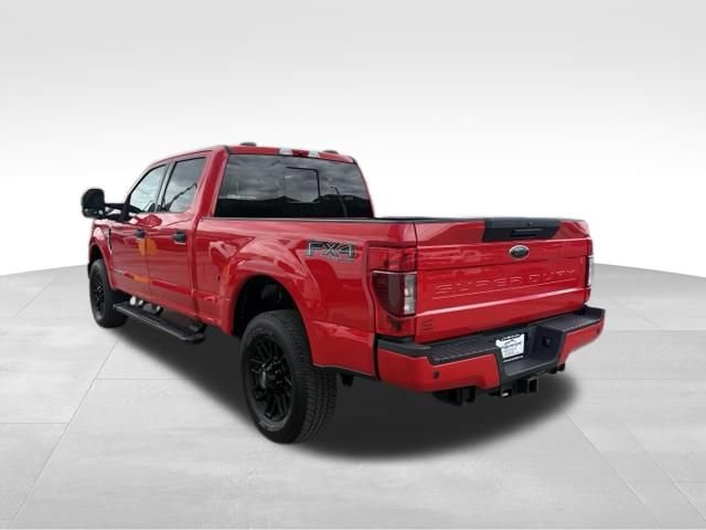 Used 2022 Ford F350 XLT w/ Black Appearance Package AWD/4WD image 11