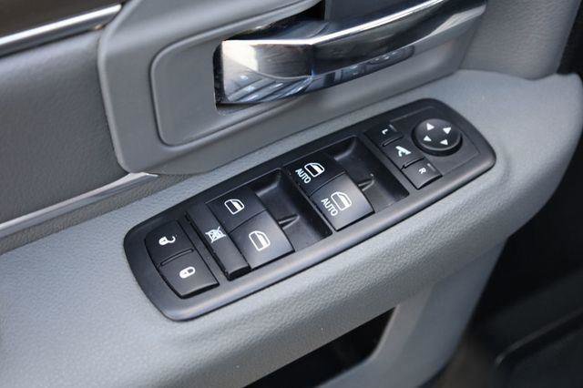 Used 2017 RAM 1500 Big Horn AWD/4WD image 37