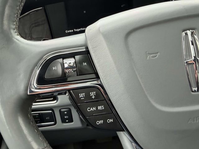 Used 2018 Lincoln Navigator Select image 26