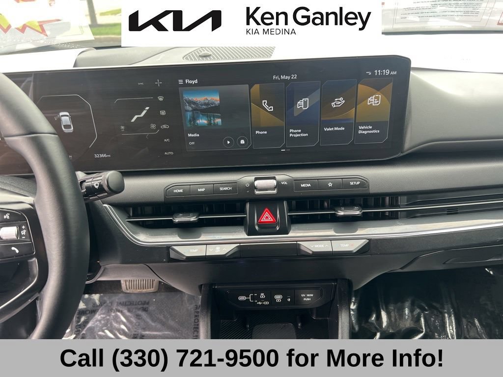 Certified 2025 Kia K4 EX FWD image 36