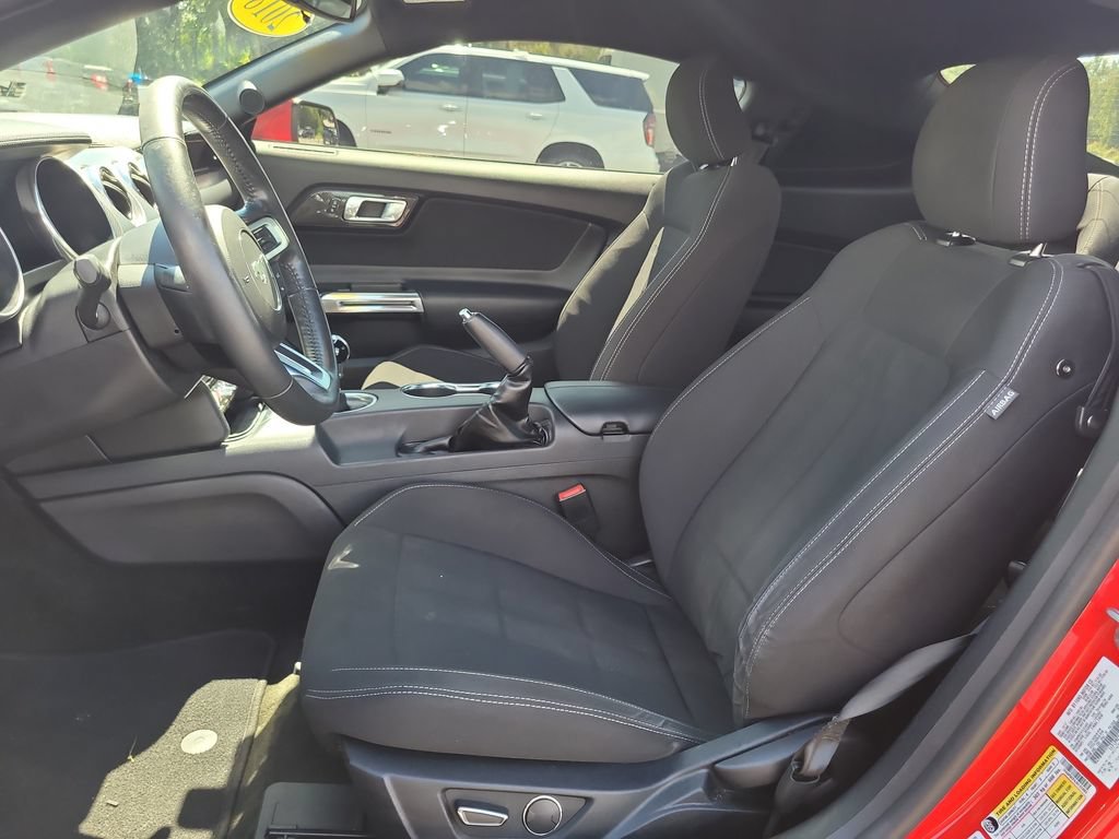 Used 2018 Ford Mustang GT RWD image 14