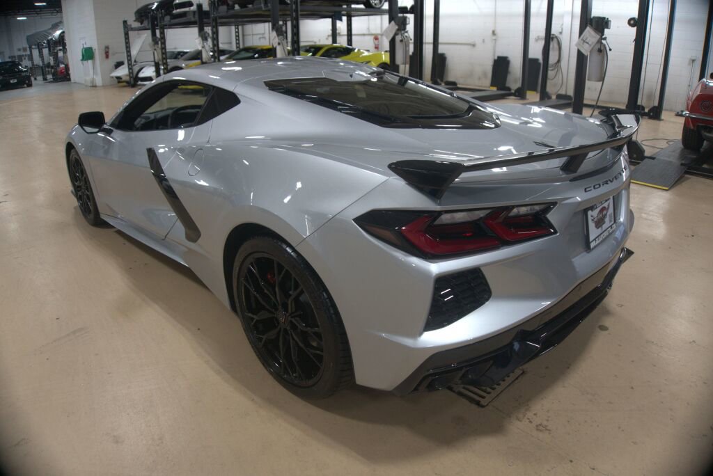 Used 2026 Chevrolet Corvette Stingray Preferred Cpe w/ Z51 Performance Package image 3