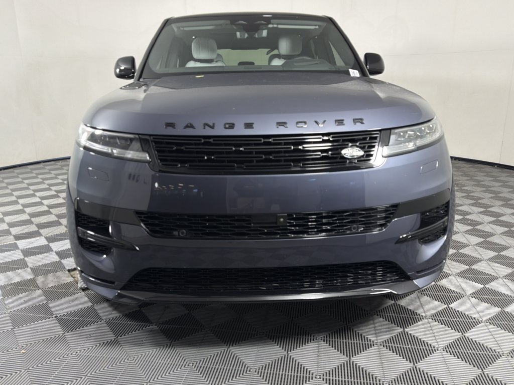 New 2027 Land Rover Range Rover Sport Dynamic SE AWD/4WD image 10