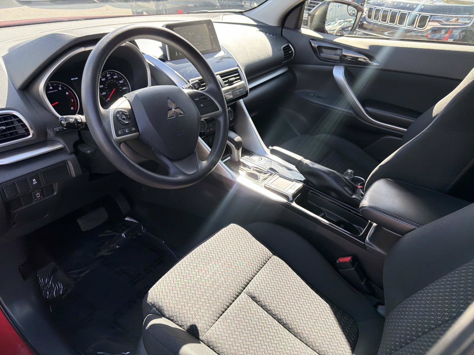 Used 2018 Mitsubishi Eclipse Cross LE AWD/4WD image 13