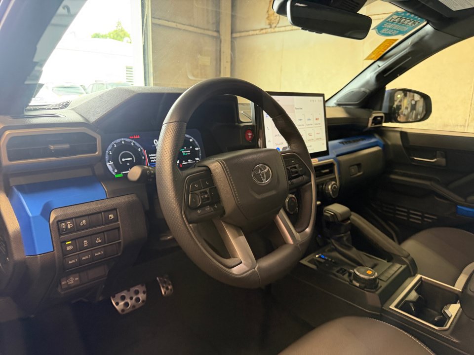 Used 2025 Toyota Tacoma TRD Sport w/ TRD Sport Upgrade Package AWD/4WD image 34