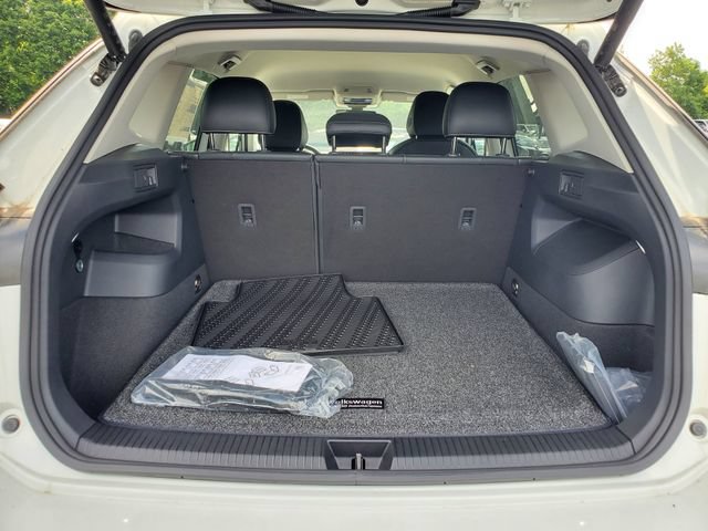 New 2026 Volkswagen Tiguan SE AWD/4WD image 13
