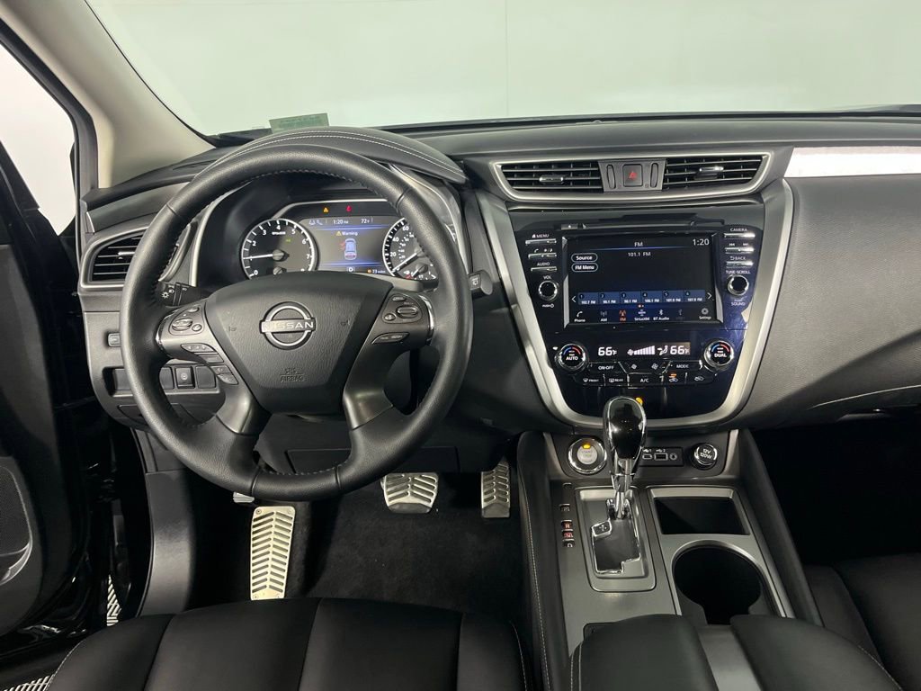Used 2024 Nissan Murano SV image 15