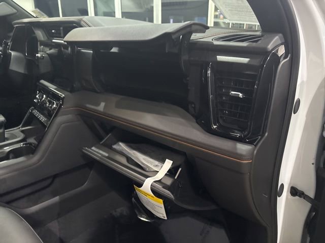 Used 2025 GMC Sierra 1500 AT4 image 37