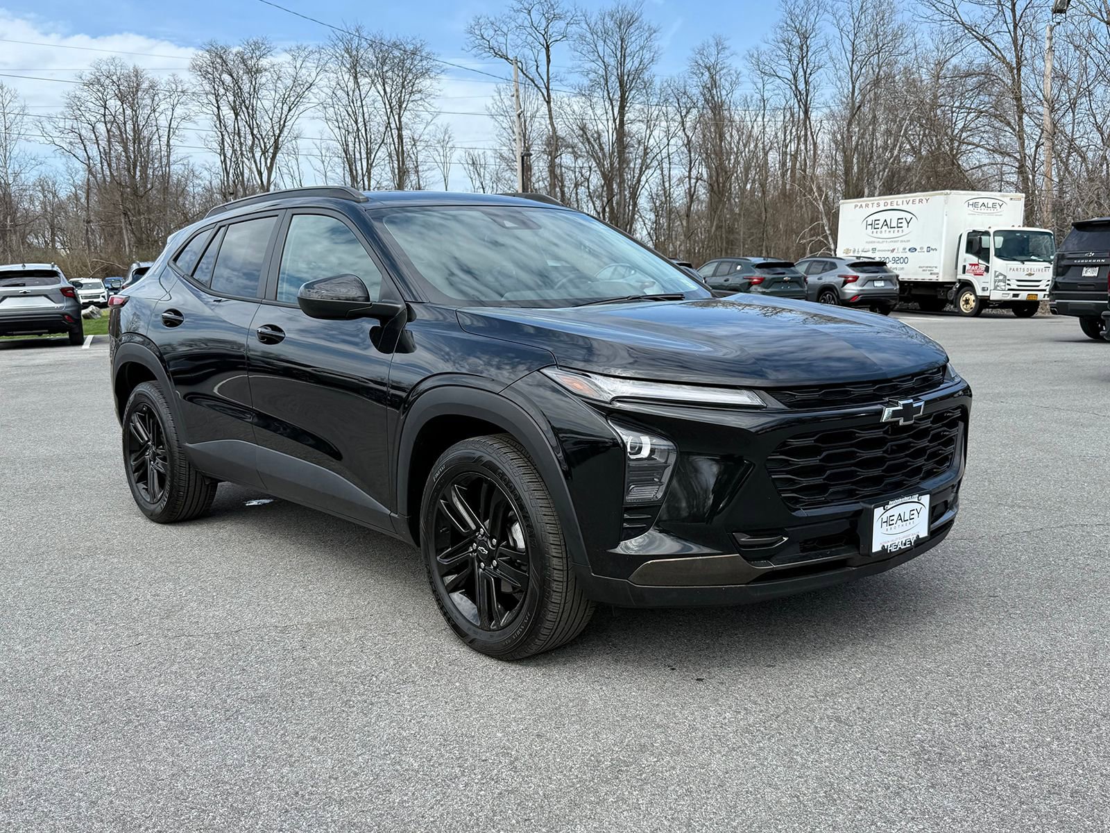 Certified 2024 Chevrolet Trax ACTIV w/ Driver Confidence Package image 1