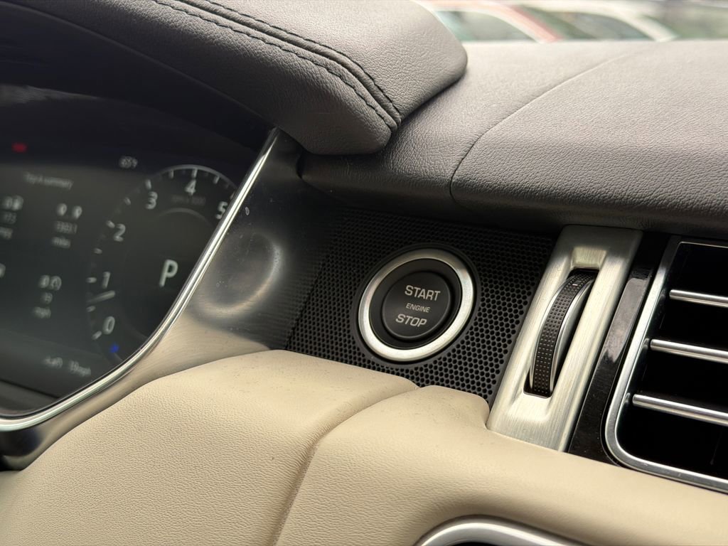 Used 2022 Land Rover Range Rover Westminster Edition AWD/4WD image 31