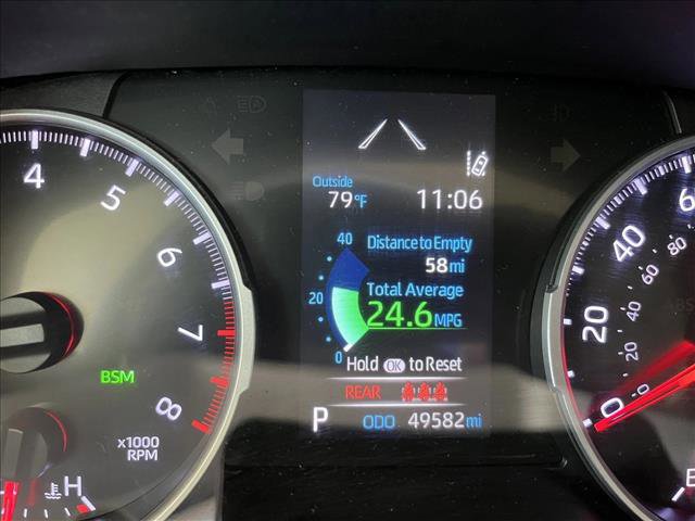 Used 2019 Toyota RAV4 XLE Premium image 14