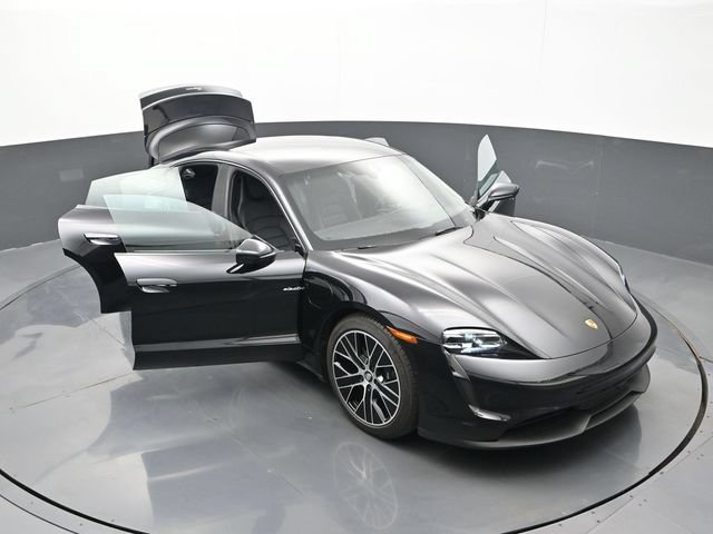 Certified 2023 Porsche Taycan w/ Premium Package RWD image 32