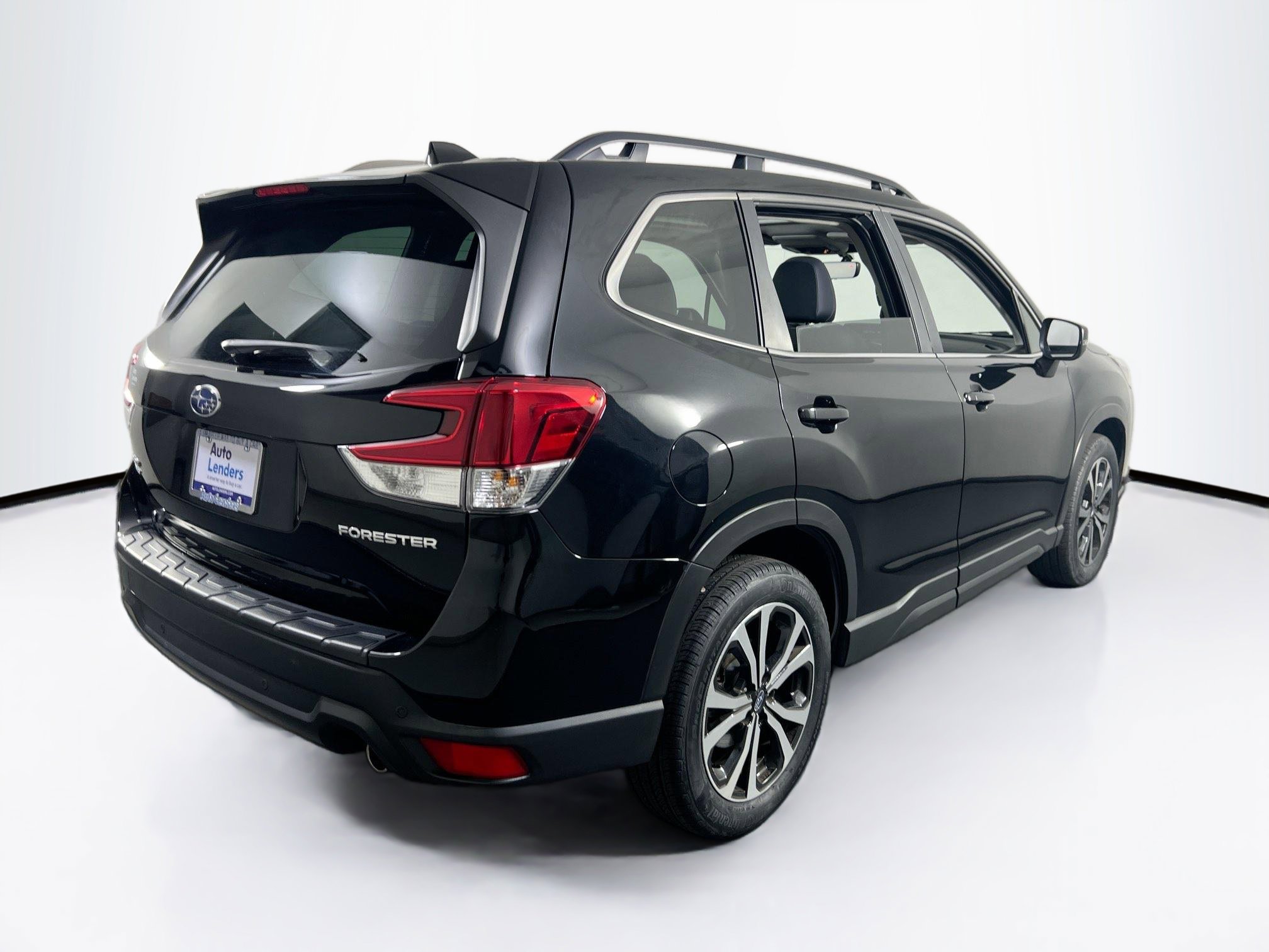 Used 2022 Subaru Forester Limited AWD/4WD image 5