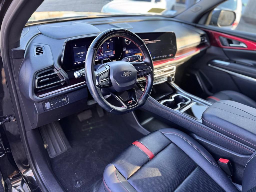 Used 2024 Chevrolet Traverse RS w/ LPO, Floor Liner Package image 14