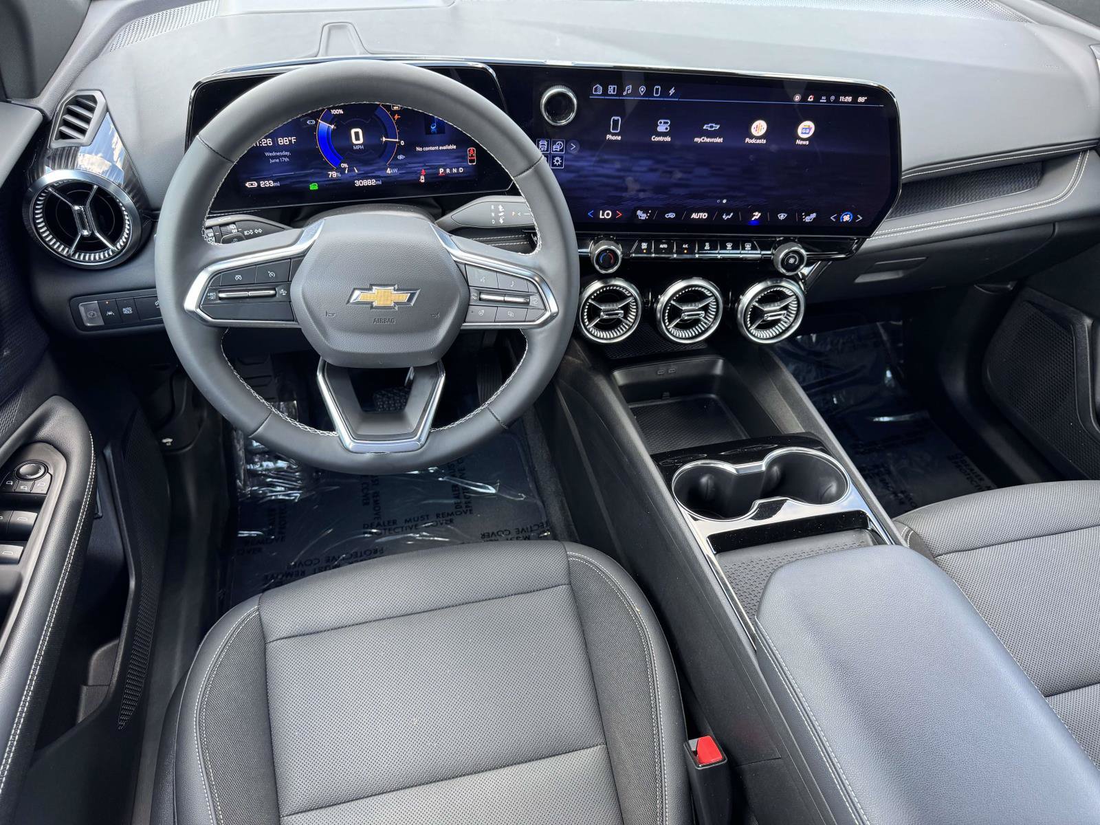 Used 2024 Chevrolet Blazer EV LT AWD/4WD image 2