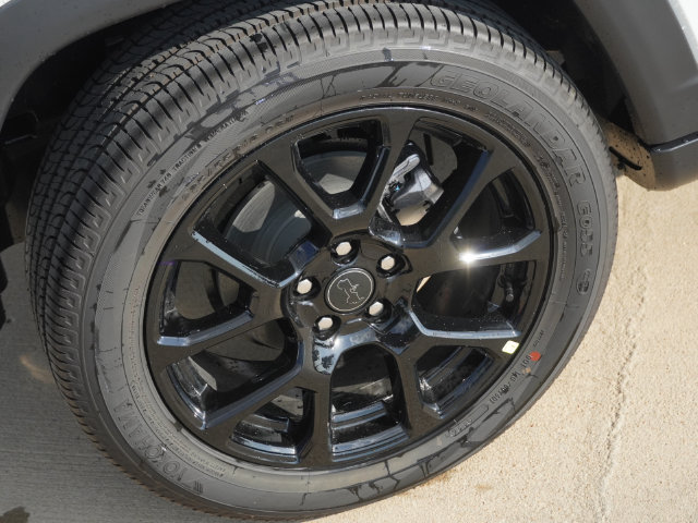 New 2026 Jeep Compass Latitude AWD/4WD image 12