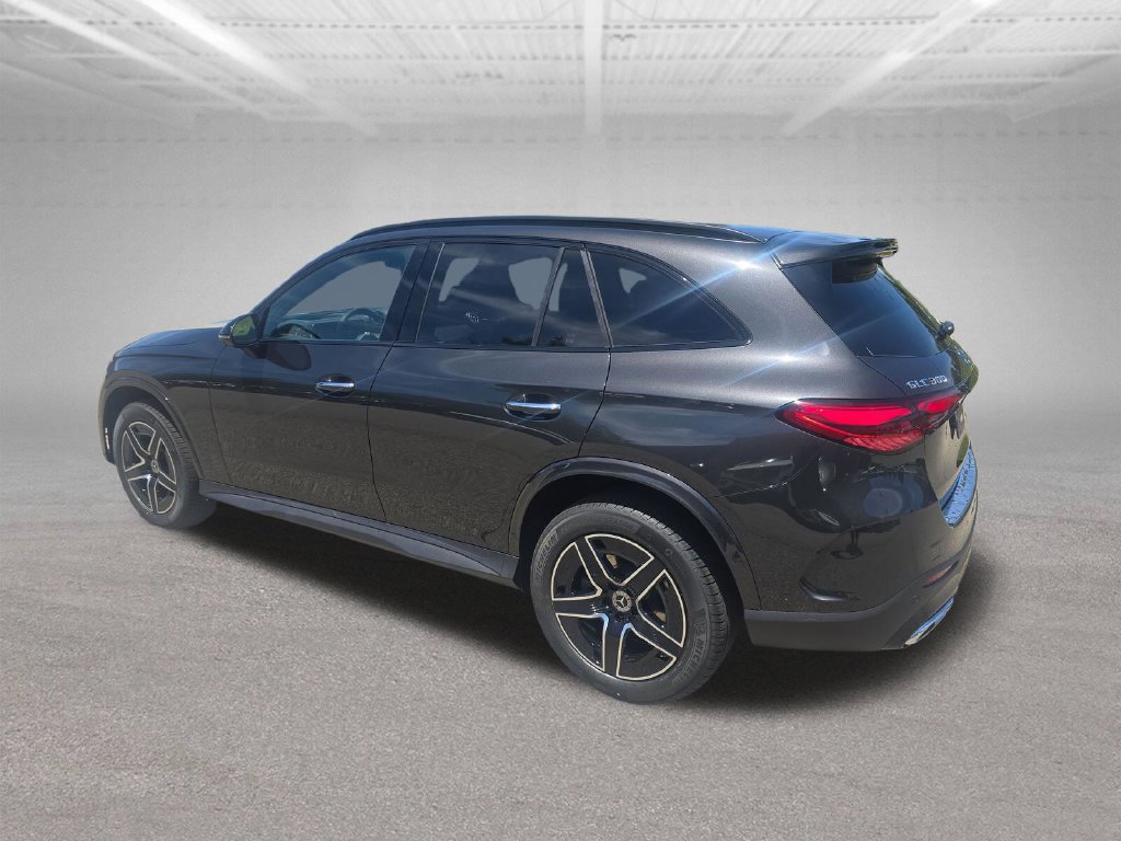 New 2026 Mercedes-Benz GLC 300 4MATIC image 3
