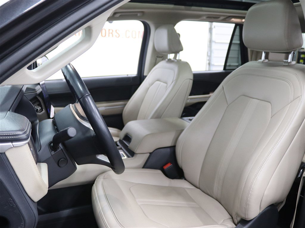 Used 2024 Ford Expedition Max Limited image 11