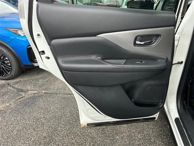 Used 2020 Nissan Murano SL w/ Moonroof Package image 13