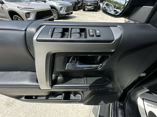 Used 2023 Toyota 4Runner Limited RWD image 21