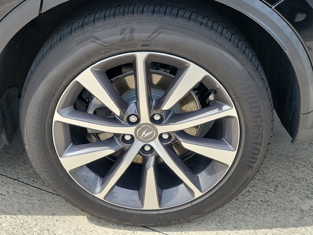 Used 2025 Acura MDX w/ Technology Package FWD image 4