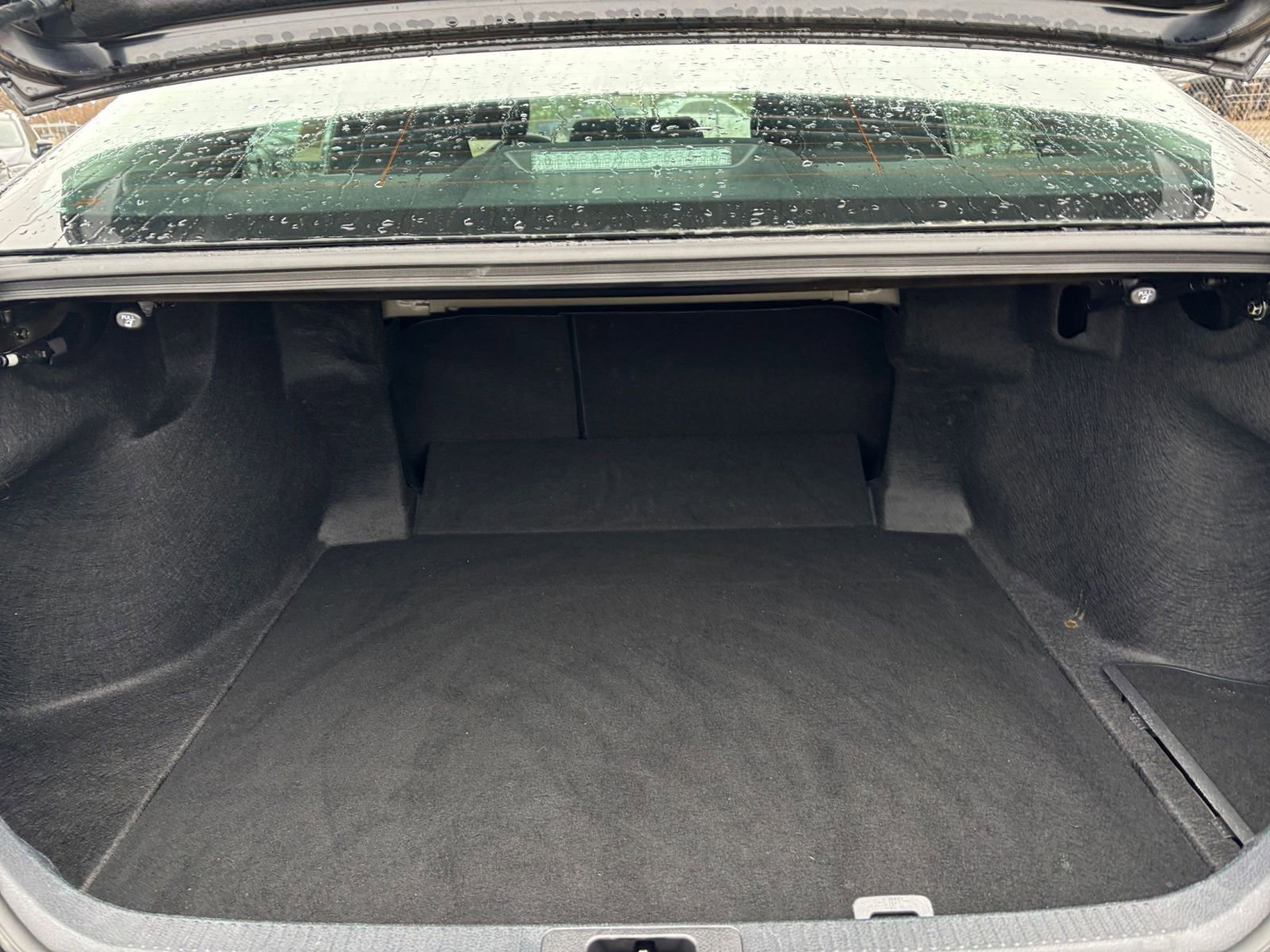 Used 2025 Toyota Camry LE image 31