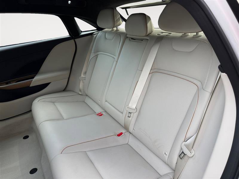 Used 2024 Lucid Air Pure image 15