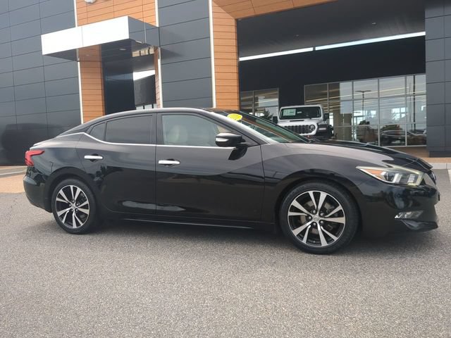 Used 2018 Nissan Maxima Platinum FWD image 2
