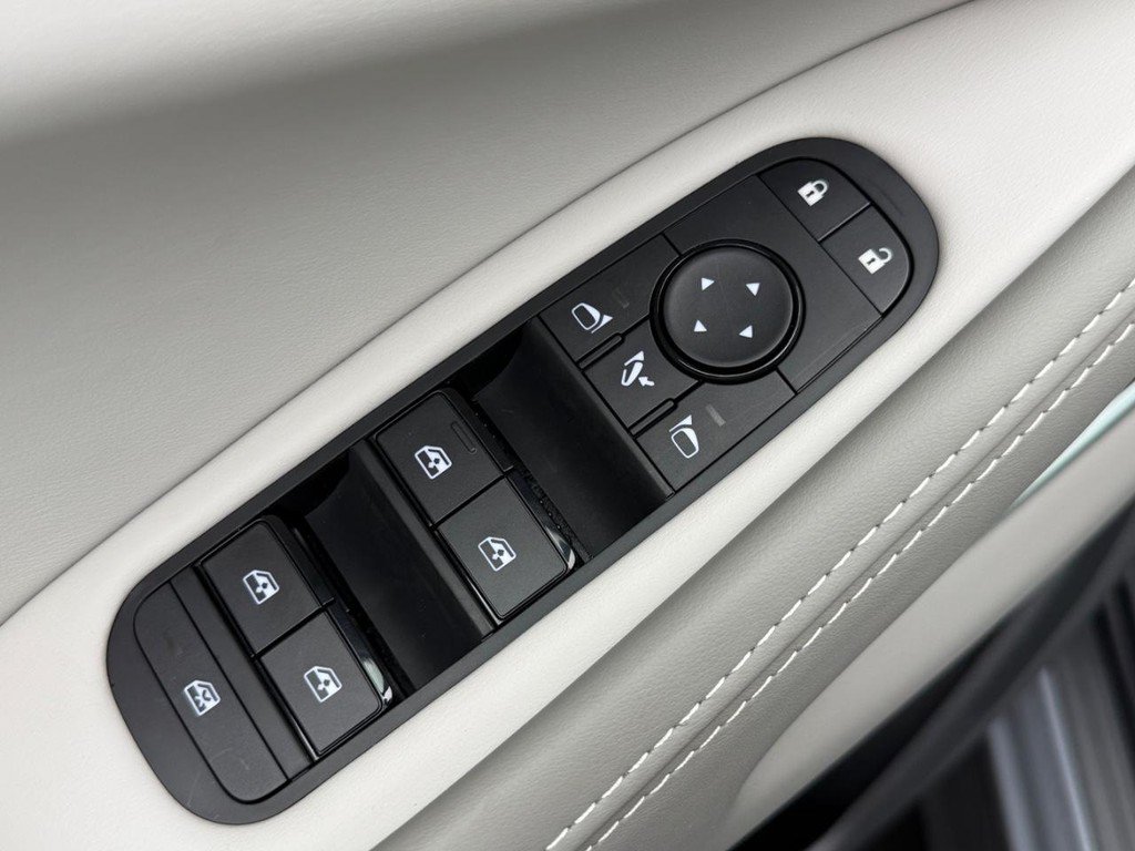 New 2027 INFINITI QX60 Luxe AWD/4WD image 11