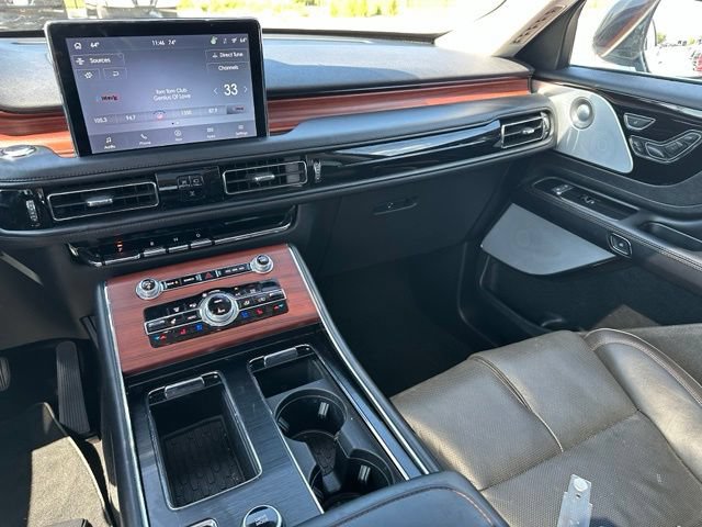 Used 2023 Lincoln Aviator Grand Touring w/ Equipment Group 301A AWD/4WD image 23