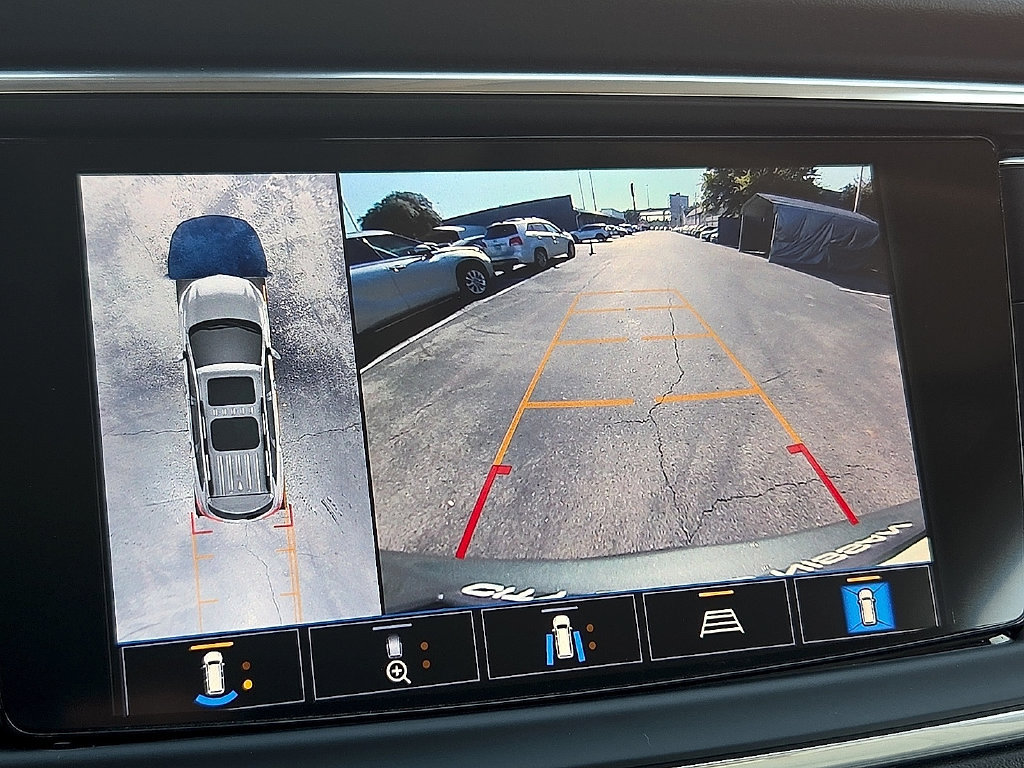 Used 2023 Buick Enclave Premium FWD image 18