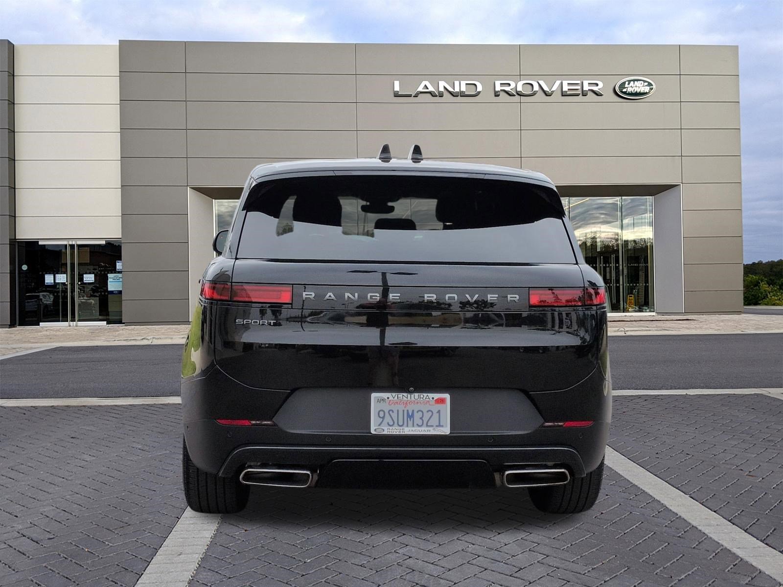 Certified 2025 Land Rover Range Rover Sport AWD/4WD image 6