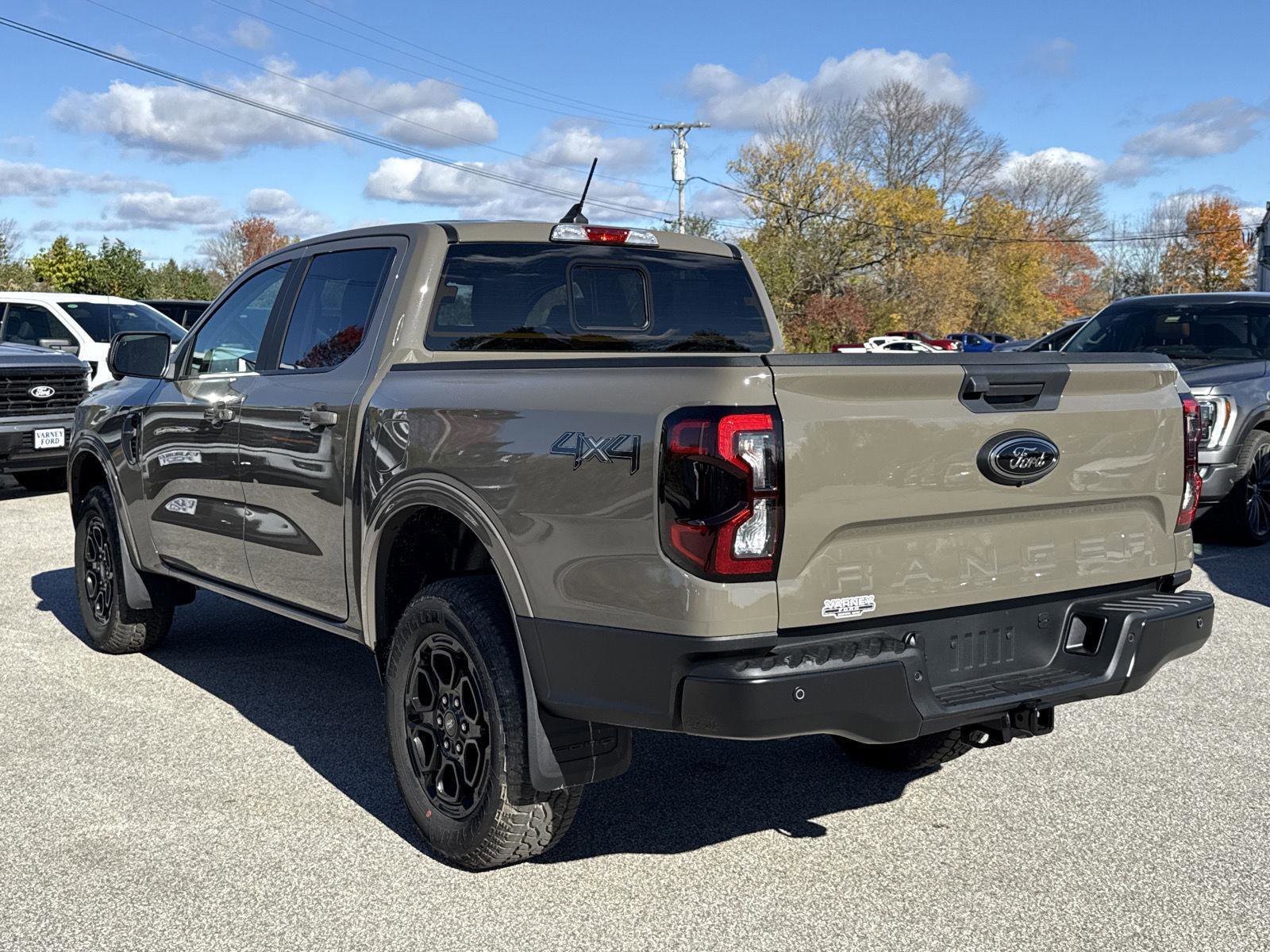 New 2025 Ford Ranger Lariat w/ Black Appearance Package image 7