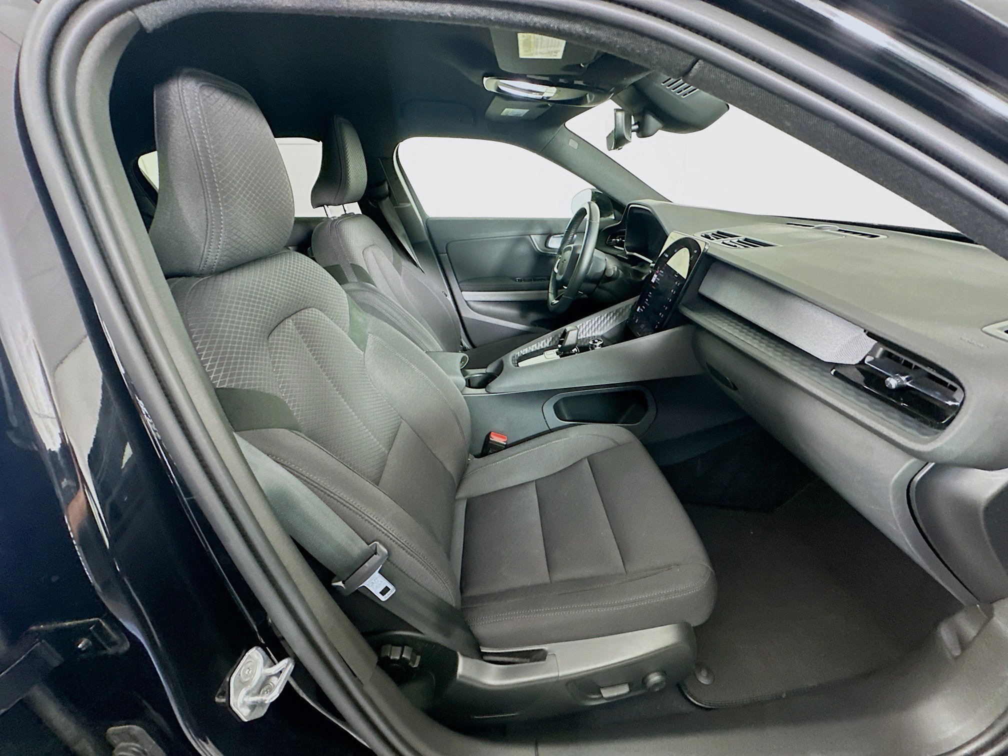 Used 2022 Polestar Polestar 2 FWD image 30