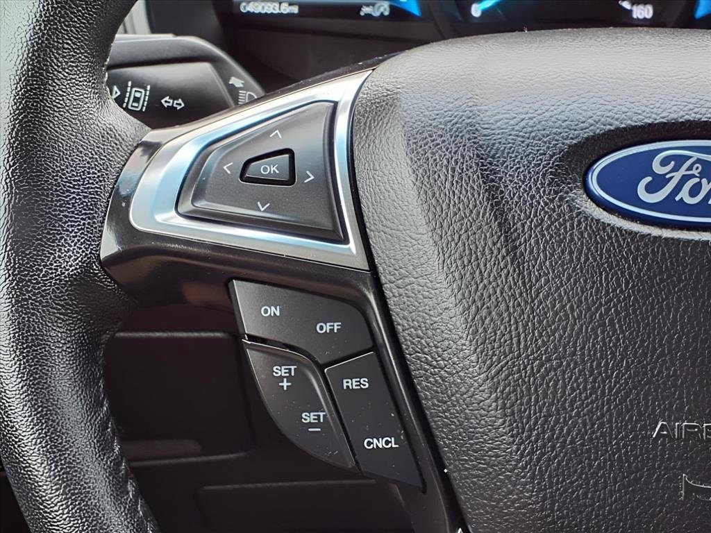 Used 2024 Ford Edge SEL image 7