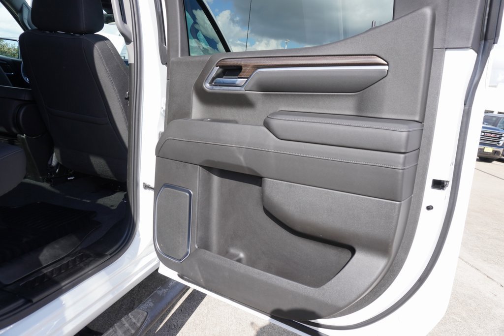 Used 2022 Chevrolet Silverado 1500 LT w/ Convenience Package II image 20